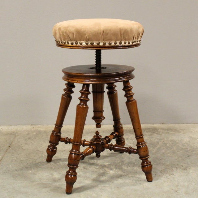Antique Piano Stool in Walnut, 1800s For Sale - Image 4 of 7