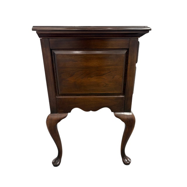 Wood Late 20th Century Harden Queen Anne Style Solid Cherry Sofa Sideboard Console Table For Sale - Image 7 of 15