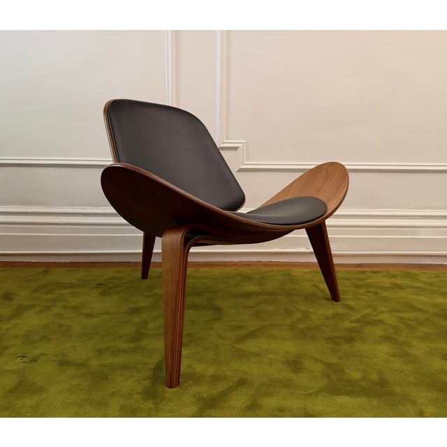Mid-Century Modern Hans Wegner Mid-Century Modern Shell Chair for Carl Hansen & Son, Denmark For Sale - Image 3 of 12