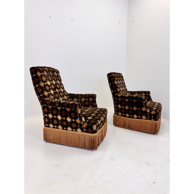 Pair of French Art Deco His & Hers Armchairs in Geometric Velvet, Circa 1930s For Sale - Image 11 of 17