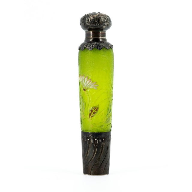 Art Nouveau Cameo Glass Perfume Bottle by Émile Gallé Nancy, France, 1890-1900 For Sale - Image 3 of 14