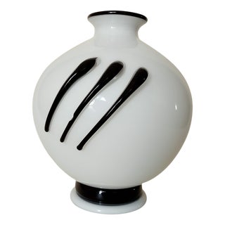 Modern Minimalist Vase in Murano Glass, 1970s For Sale