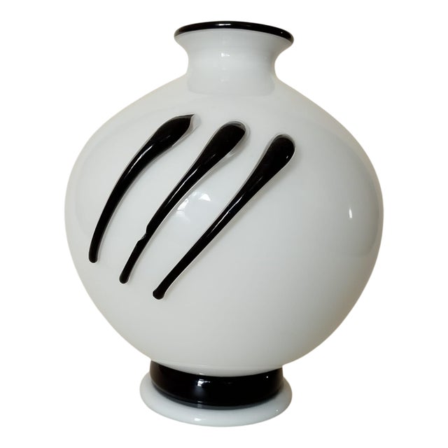 Modern Minimalist Vase in Murano Glass, 1970s For Sale