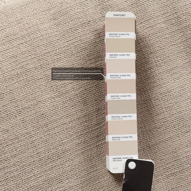 Andersen Lovechair in Beige Fabric from Minotti For Sale - Image 6 of 11