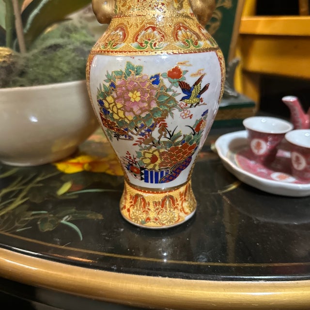 1970s Small Vintage Asian Style Ceramic Orange and White Vase With Gold Details For Sale - Image 5 of 7