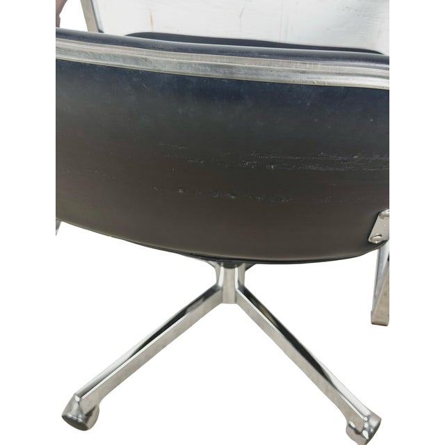 Mid-Century Chrome Swivel Office Chair For Sale - Image 18 of 18