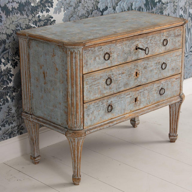 18th C. Swedish Gustavian Commode in Original Paint, Georg Haupt, Attributed For Sale In Wichita - Image 6 of 18