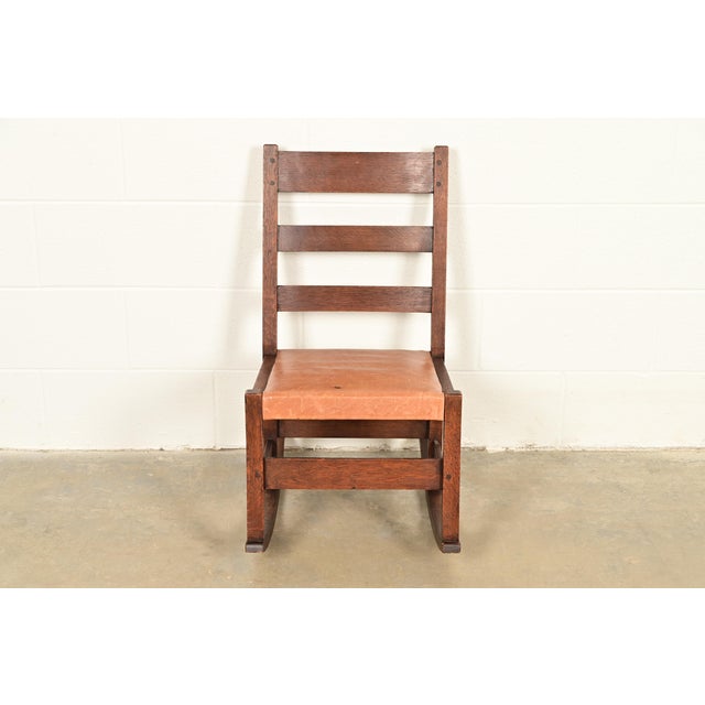 Mission L. & J. G. Stickley Antique Mission Oak Arts & Crafts Rocking Chair, Circa 1910 For Sale - Image 3 of 13