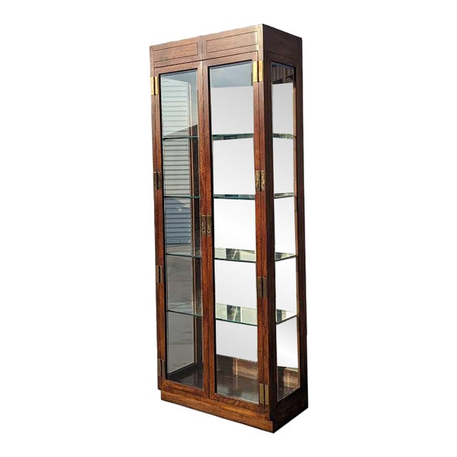 Mid-Century Oak & Brass Lighted Curio Cabinet by Henredon, 1970s For Sale