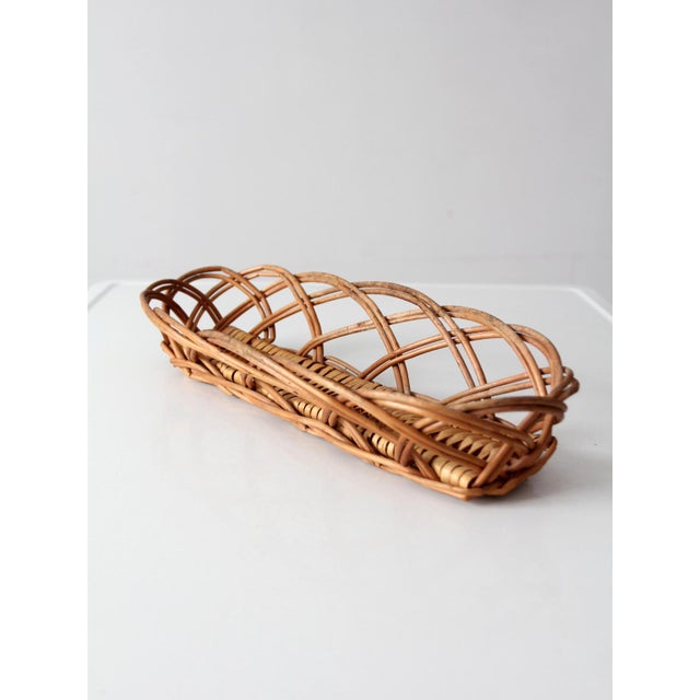 Late 20th Century Vintage French Country Wicker Bread Basket With Open Weave For Sale - Image 5 of 15