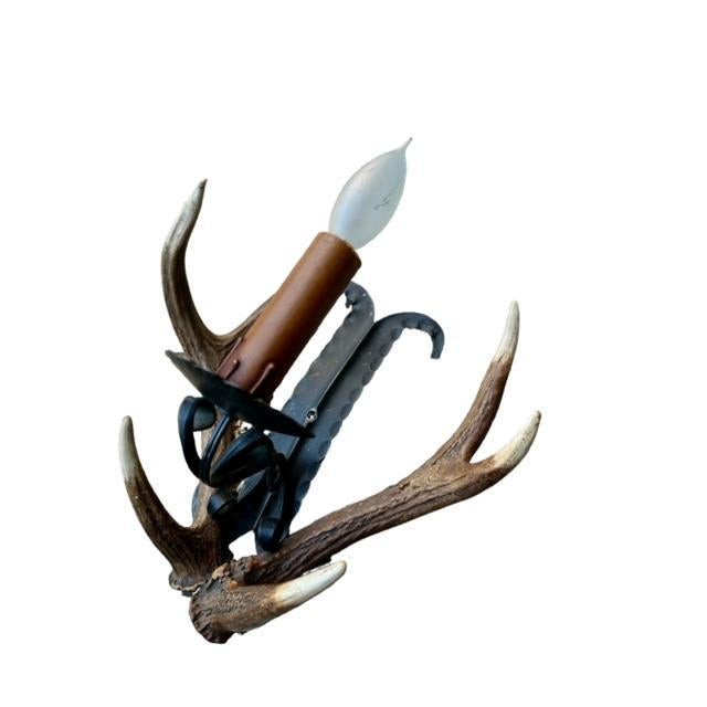 Cabin Vintage 1950s Antler Sconce For Sale - Image 3 of 5