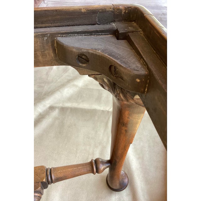 Queen Anne Queen Anne Style Walnut Bench by Charles Tozer C 1910 W Removable Seat For Sale - Image 3 of 4