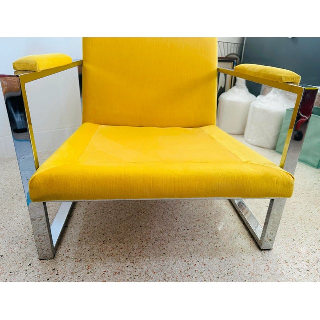 Mid-Century Modern 1970s Milo Baughman Attributed Chrome Lounge Chair in Yellow Velvet For Sale - Image 3 of 7