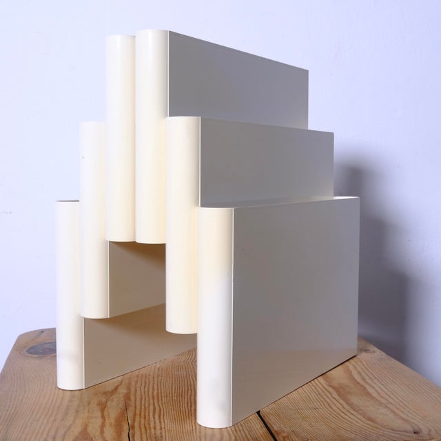 White Model 4675 Magazine Rack with 6 Compartments by Giotto Stoppino for Kartell, 1970s For Sale - Image 12 of 18