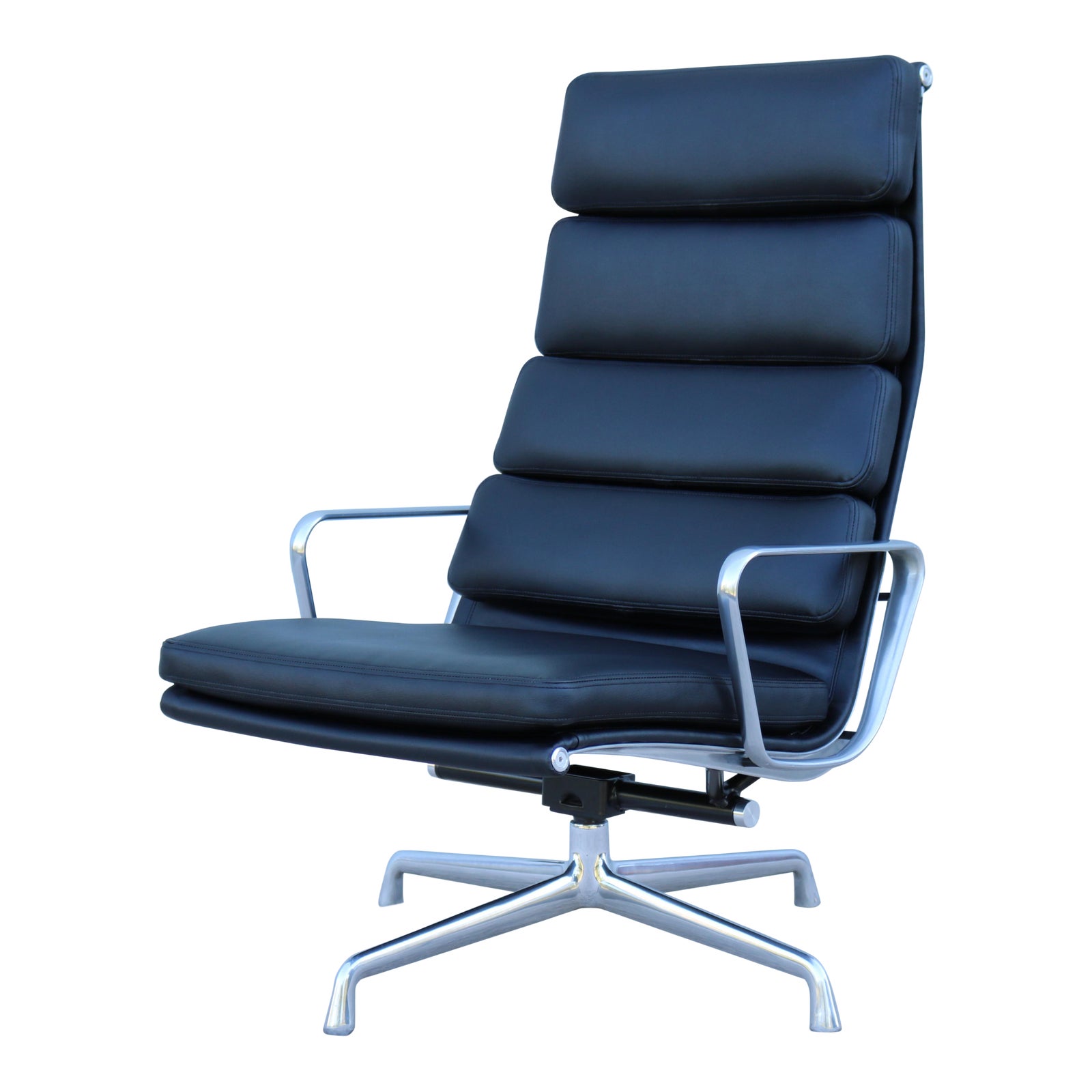 Eames soft pad high back clearance