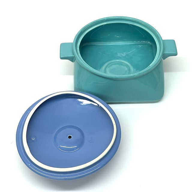 Mid 20th Century Color Blocked Square Casserole Dish With Lid by Lindt-Stymeist For Sale - Image 9 of 12