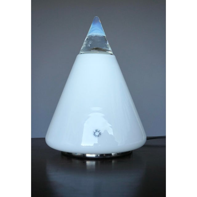 White Cone Table Lamp by Giusto Toso for Leucos, 1970s For Sale - Image 8 of 11