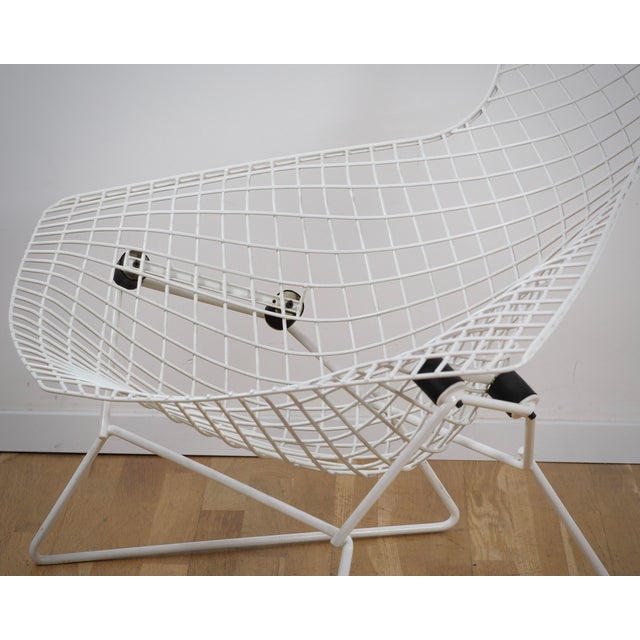 1980s Set of Bird Chair with Ottoman by Harry Bertoia for Knoll International, 1980s For Sale - Image 5 of 10