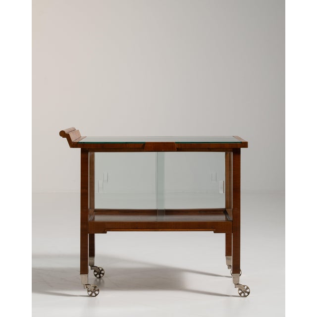1930-1939 France Rich Walnut Brown Glass-Front Walnut Bar Cart For Sale - Image 4 of 11