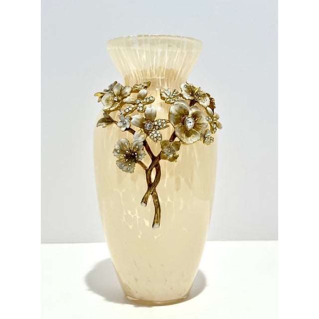 Tan Jay Strongwater Polly Vase Jeweled Enamel Flowers Swarovski Crystals Signed For Sale - Image 8 of 8