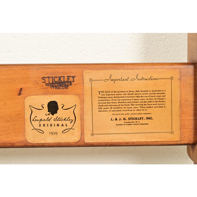 Stickley American Colonial Carved Solid Cherry Wood Full Size Poster Bed, 1950s For Sale - Image 10 of 11