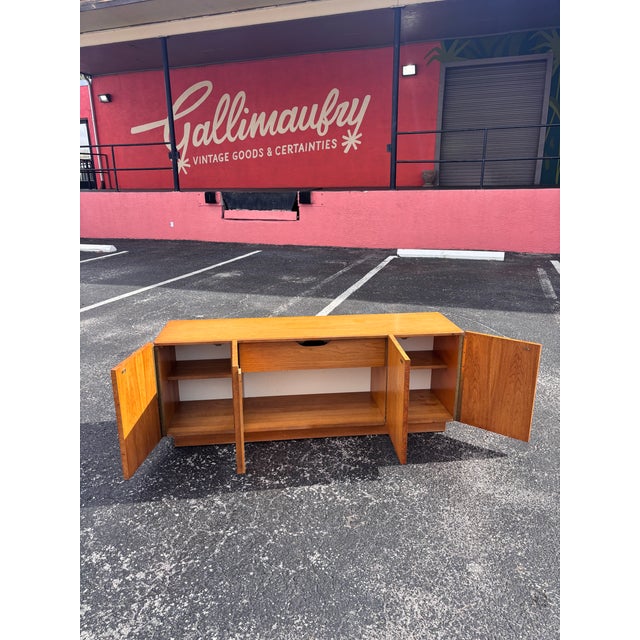 Late 20th Century Roland Carter for Lane Alpha Burl Credenza For Sale - Image 9 of 11