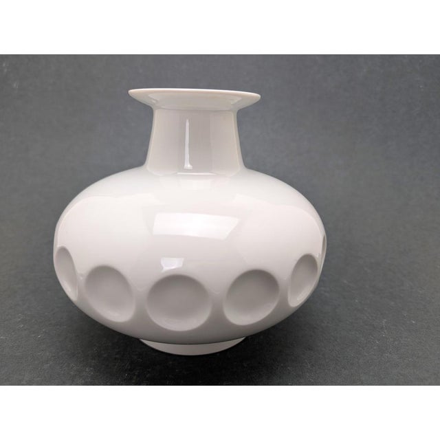 Vintage Space Age UFO Vase from Meissen, 1970s For Sale - Image 9 of 9