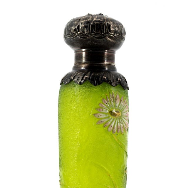 Art Nouveau Cameo Glass Perfume Bottle by Émile Gallé Nancy, France, 1890-1900 For Sale - Image 10 of 14