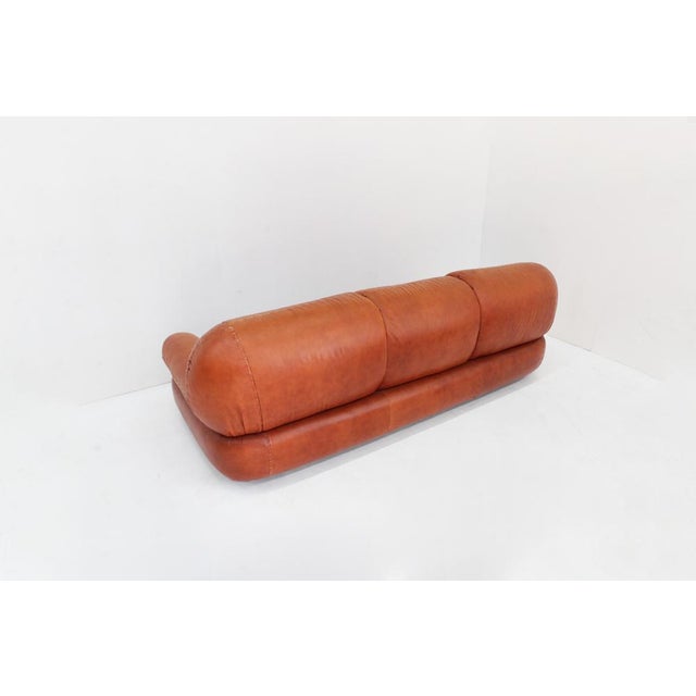Vintage Italian Sapporo Sofa in Cognac Leather Mobil Girgi, 1970s For Sale - Image 10 of 11