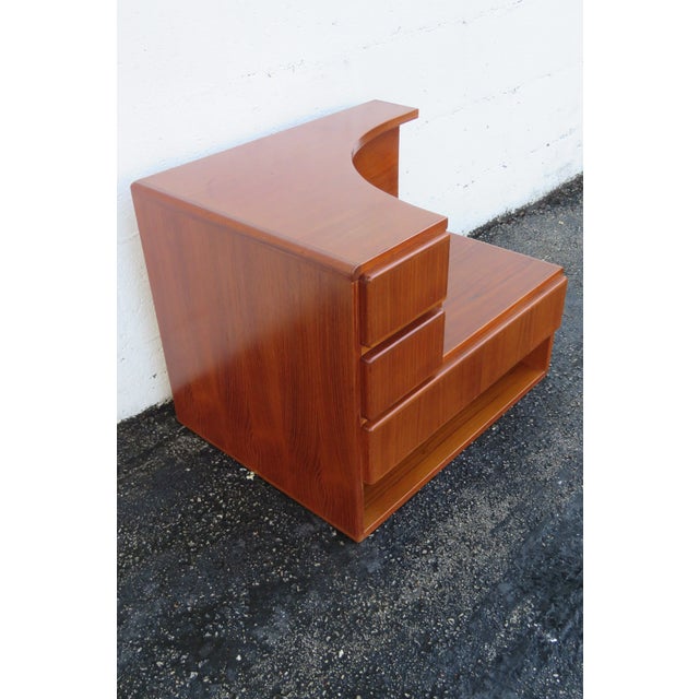 Komfort Danish Modern Large Nightstands End Bedside Tables a Pair 6177 For Sale - Image 13 of 18