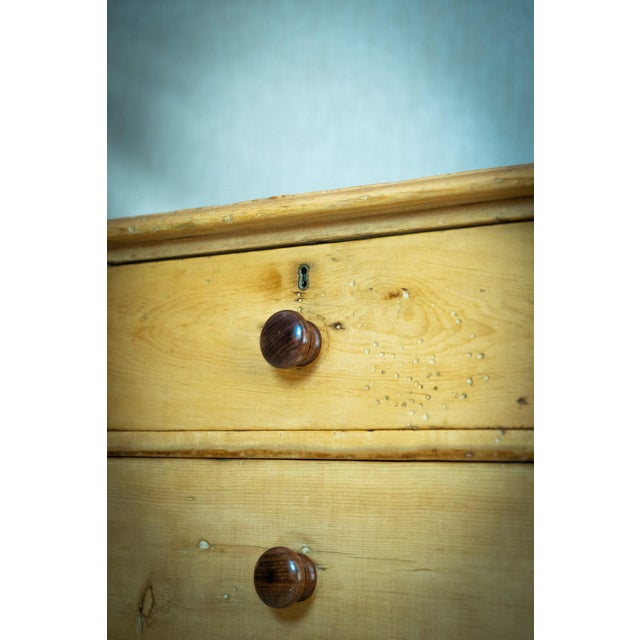 English Pine Chest of Drawers, 1880 For Sale - Image 3 of 4