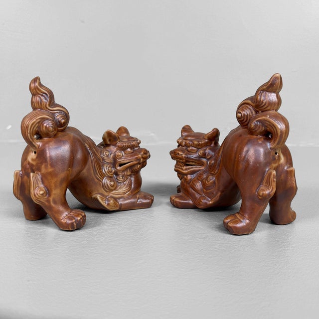 Japanese Ceramic Shisa Figures, 1980, Set of 2 For Sale - Image 9 of 11
