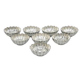Vintage Regency Style Silver Plated Scalloped Stacking Nut Dish Bowl - Set of 8 For Sale
