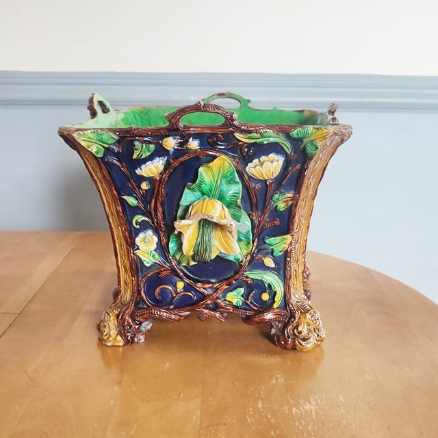 Large Antique Polychrome Majolica Planter by Wilhelm Schiller & Sons, 19th Century For Sale - Image 3 of 11