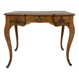 1930s French Louis XV Style Walnut Writing Table With Three Drawers For Sale