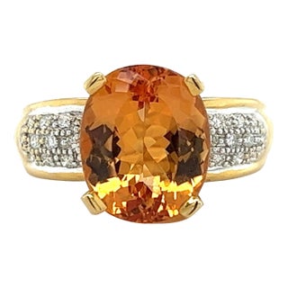 Vintage 6 Carat Oval Cut Orange Topaz and Round Cut Diamond Ring in 18K Solid Go, Size 7.75 For Sale