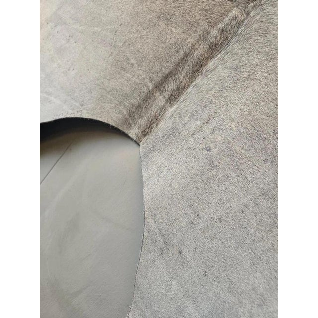 2000 - 2009 Large White and Grey Genuine Cowhide Rug For Sale - Image 5 of 18