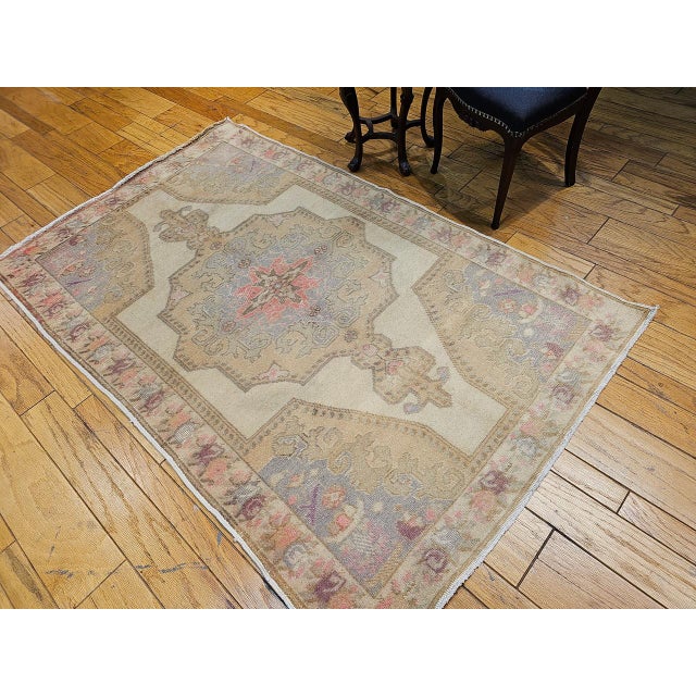 Mid 20th Century Vintage Turkish Oushak Area Rug, Hand Knotted Wool, Ivory & Pink, 5' x 7' For Sale - Image 5 of 17