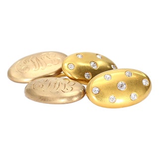 Pair of 18k Yellow Gold Cufflinks With Seven Diamond Accents on Each For Sale