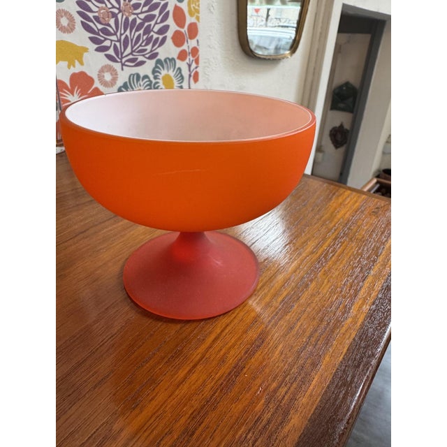 1950s Italian Red and White Incamiciato Murano Glass Bowls by Carlo Moretti, 1959, Set of 6 For Sale - Image 5 of 6