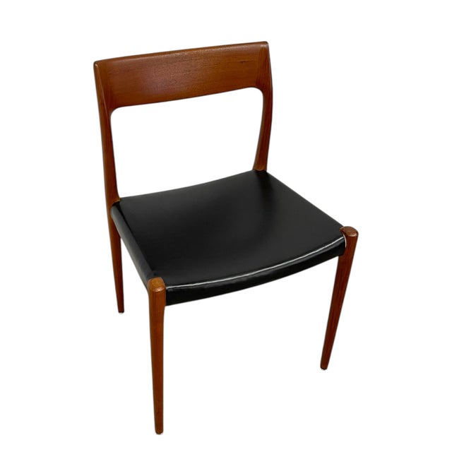 J.L. Møllers Møbelfabrik Danish Mid Century Modern Dining Chair by j.l. Møller For Sale - Image 4 of 9