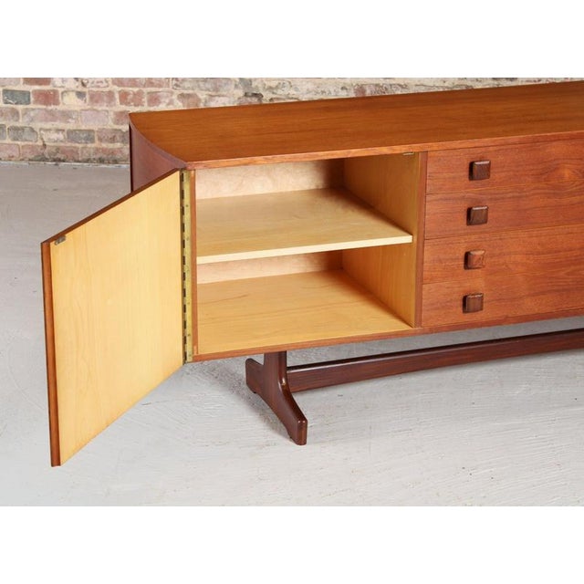 Mid-Century Rosewood and Teak Sideboard with Curved Ends from Vanson, 1960s For Sale - Image 8 of 15