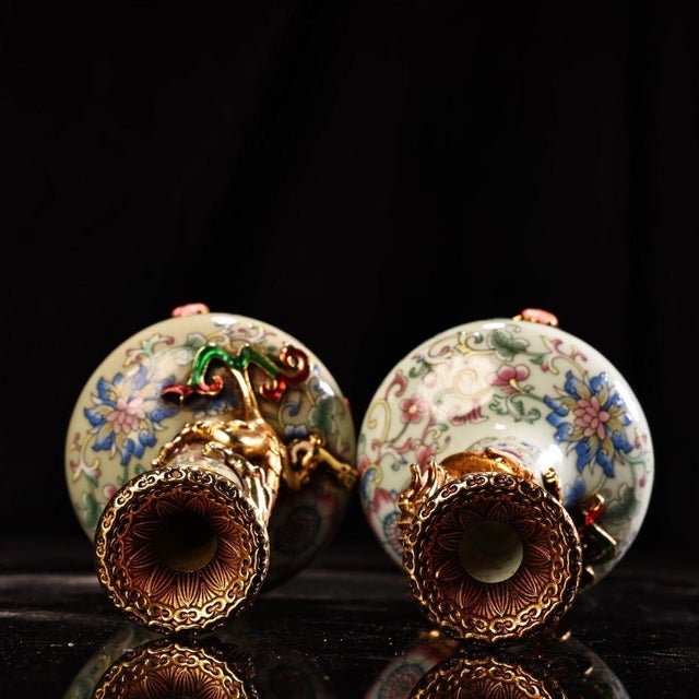 Gemstone Pair of Vintage Chinese Famille Rose Porcelain Vases, Applied Gilded Dragon Sculpture & Gemstone Inlaid Filigree Base, Chinoiserie Matching Vase Set For Sale - Image 7 of 9