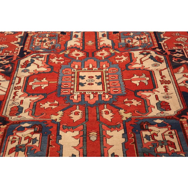 Traditional Nazmiyal Collection Large Antique Persian Heriz Serapi Rug For Sale - Image 3 of 11