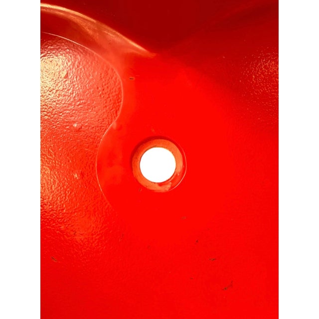 The Ultimate Retro Statement: A Mid-Century Red Fiberglass Heart-Shaped Tub For Sale - Image 9 of 12