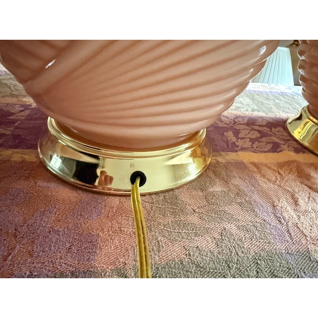Peach Large Pair of Vintage 1980s Art Deco Revival Grotto Shell Table Lamps - Peachy Pink For Sale - Image 8 of 12
