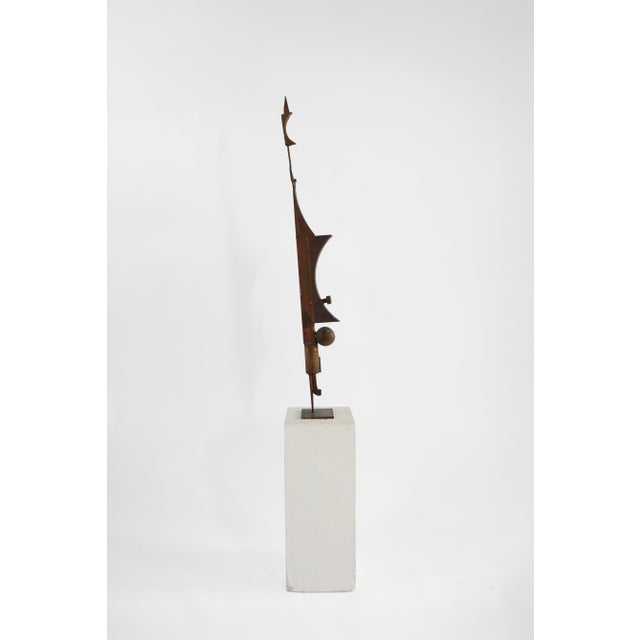 Mid-Century Modern Edwin Neyer, Untitled Iron Stele, 1973, Iron For Sale - Image 3 of 17