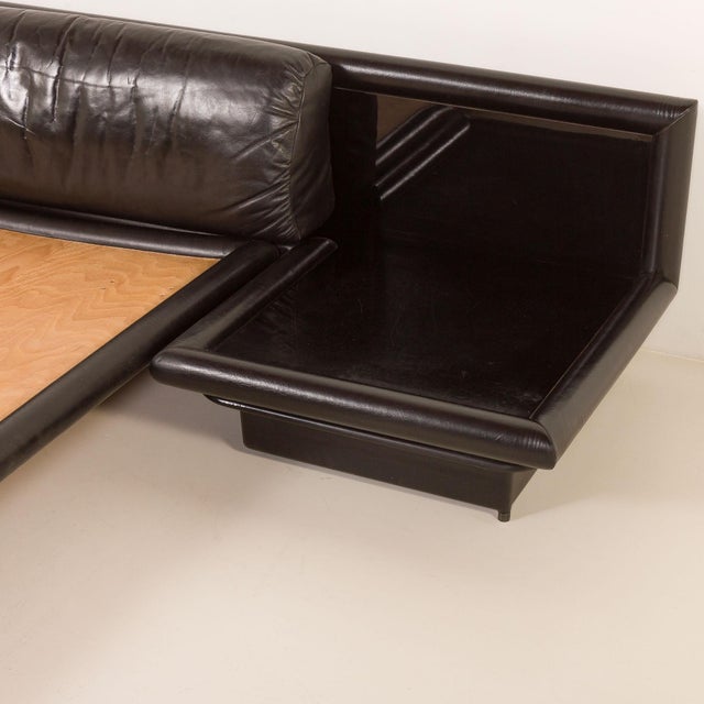 Black Morna Bed with Bedside Tables byAfra & Tobia Scarpa for Molteni, 1970s For Sale - Image 8 of 17