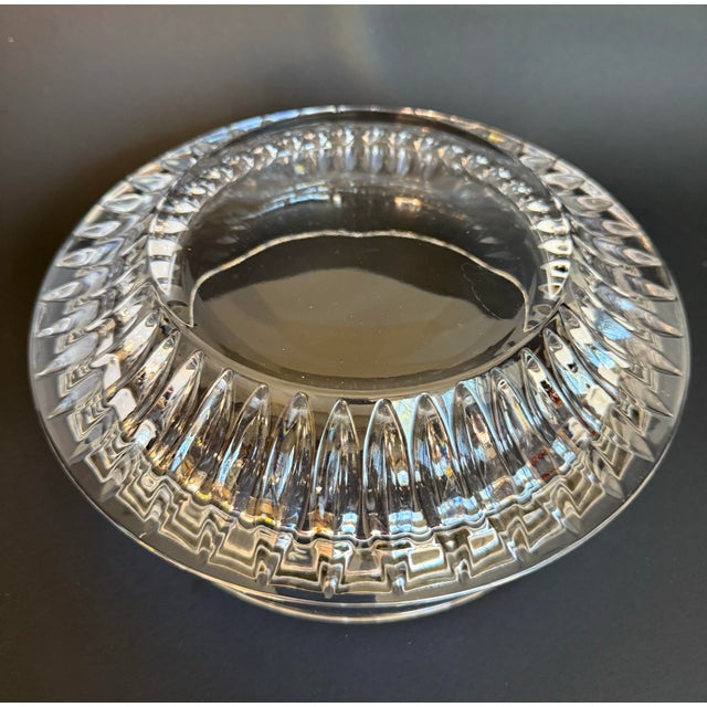 Hollywood Regency Crystal Centerpiece Bowl With Faceted Pedestal Base For Sale In Los Angeles - Image 6 of 9