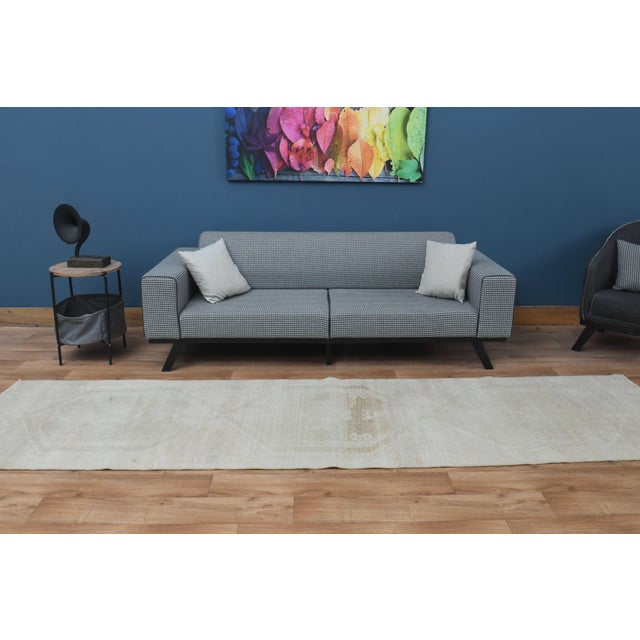 Turkish 1970s Vintage Handmade Wool Cotton Turkish Beige Runner Rug For Sale - Image 3 of 11